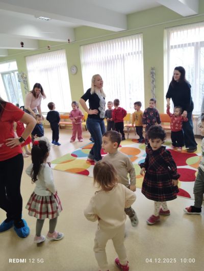 Коледна седмица в първа " Б" 8